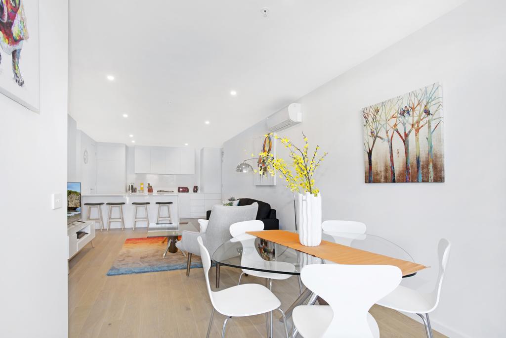 ☆ Heart Of St Kilda ☆ Infinity Pool+Parking+Wifi Apartment Melbourne Bagian luar foto
