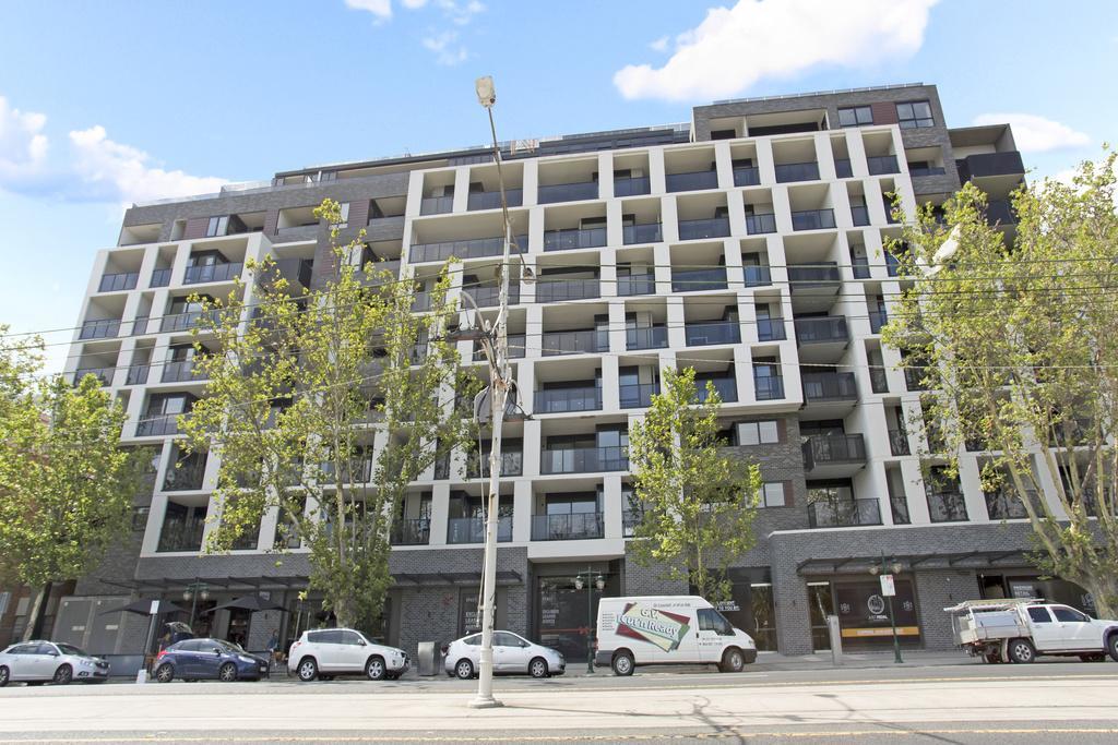 ☆ Heart Of St Kilda ☆ Infinity Pool+Parking+Wifi Apartment Melbourne Bagian luar foto