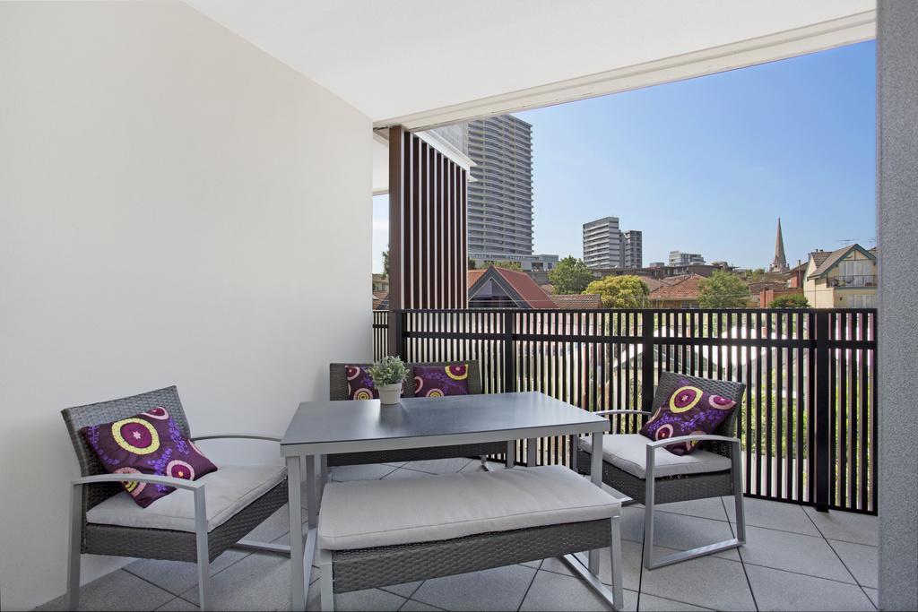 ☆ Heart Of St Kilda ☆ Infinity Pool+Parking+Wifi Apartment Melbourne Bagian luar foto